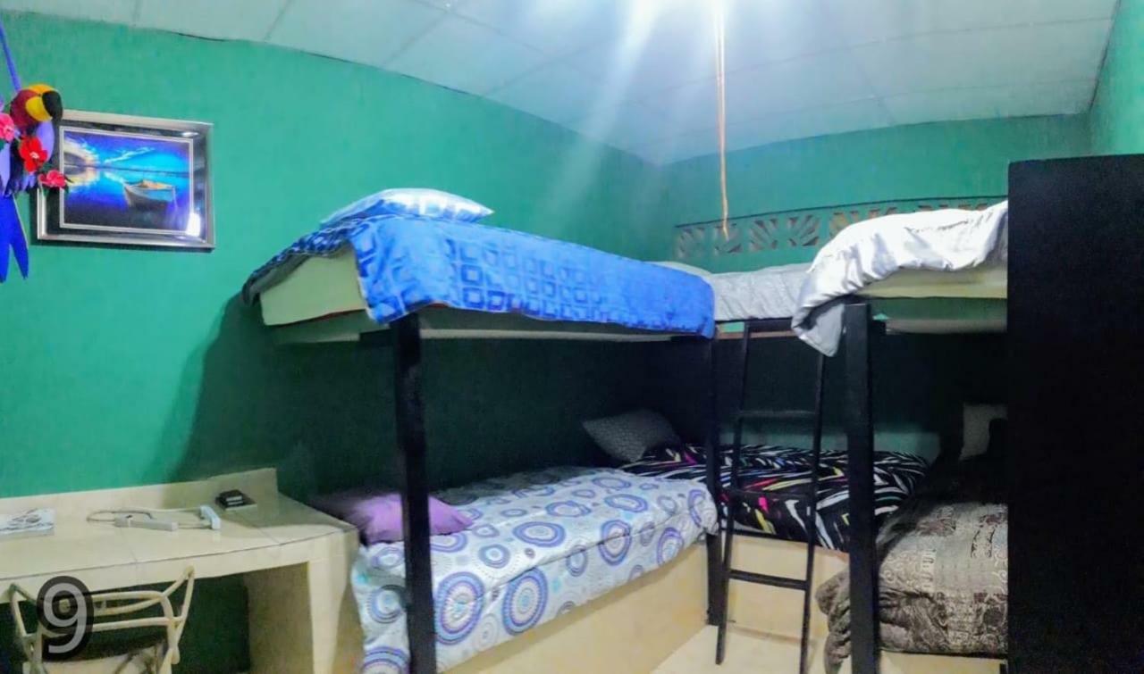 El Valle de Anton Windmill Hostal מראה חיצוני תמונה
