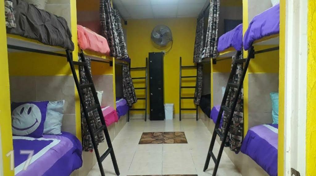 El Valle de Anton Windmill Hostal מראה חיצוני תמונה