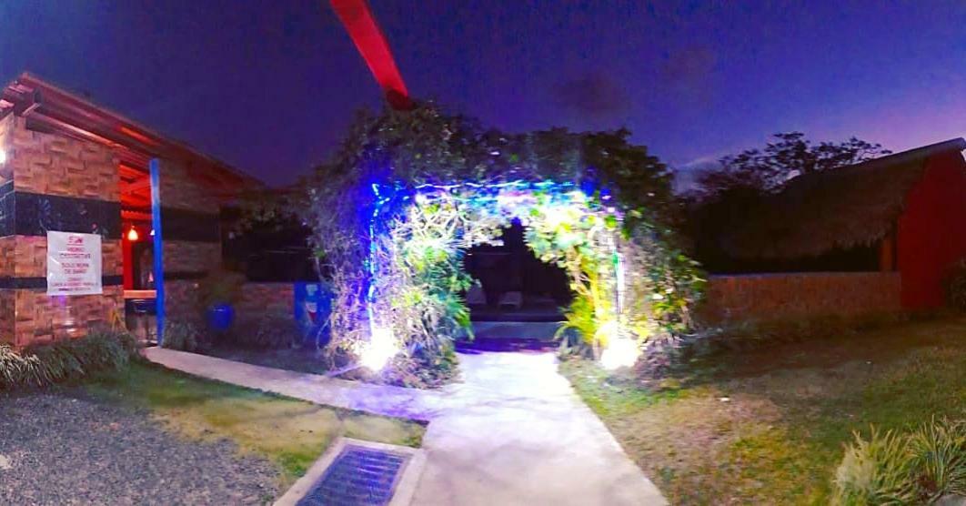 El Valle de Anton Windmill Hostal מראה חיצוני תמונה