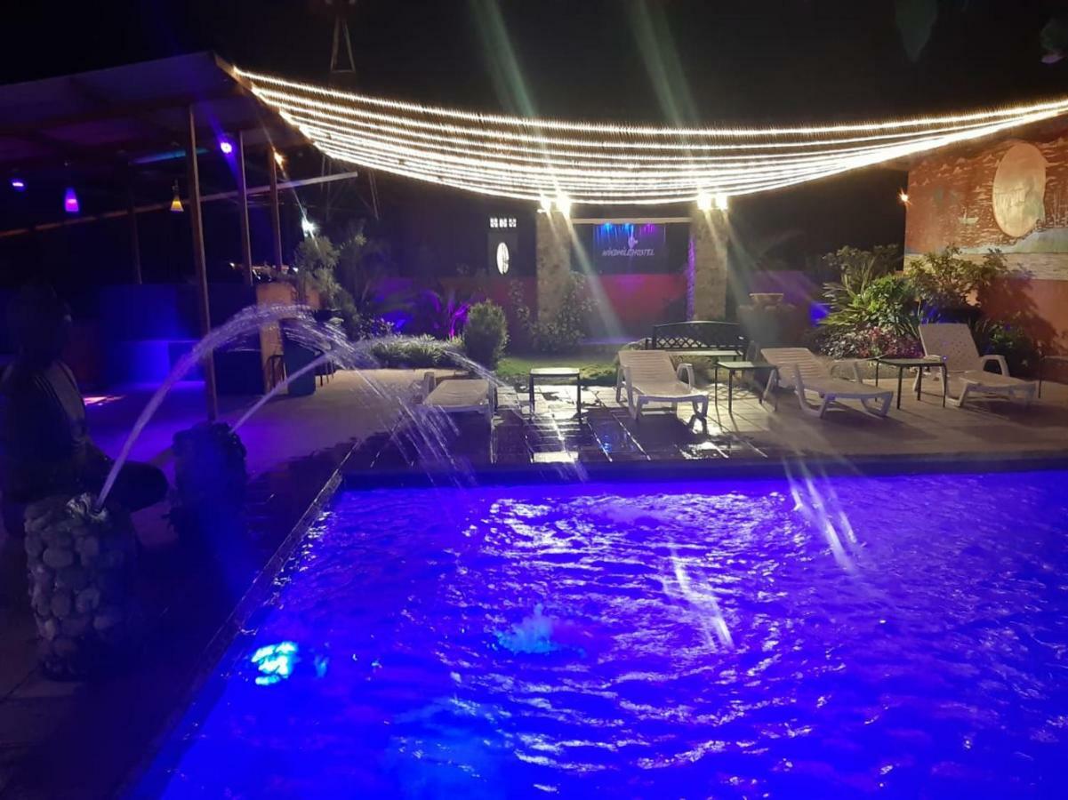 El Valle de Anton Windmill Hostal מראה חיצוני תמונה